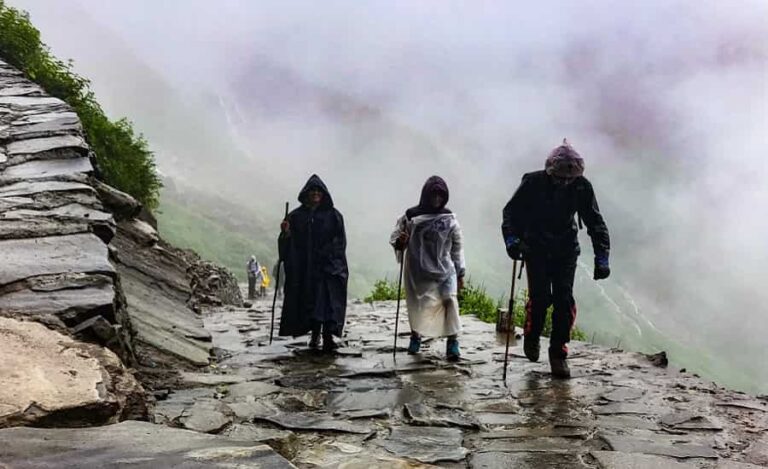 Best Time To Visit Hemkund Sahib Season Weather Temperature   Best Time To Visit Hemkund Sahib 768x469 