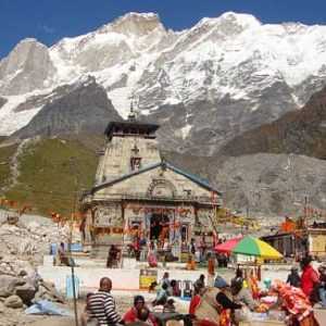 Kedarnath Footfall Crosses 3 Lakhs Devotees in 2016