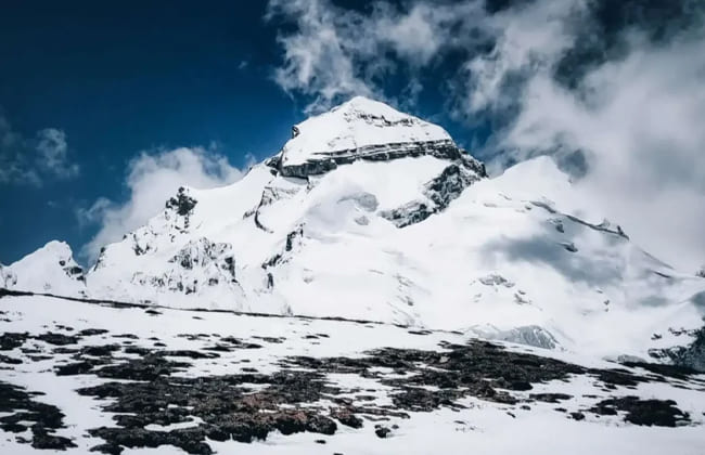 Adi Kailash Yatra by Helicopter